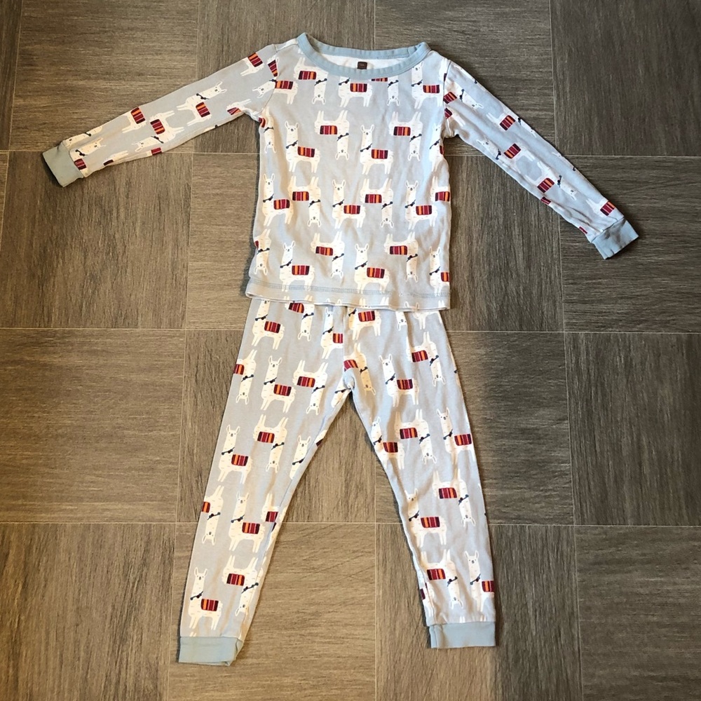 Tea Collection Alpaca Print Pajamas - Size 5